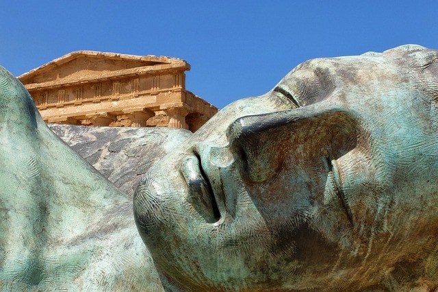 Tour SICILIA tra Templi, Vulcano e Barocco da CAGLIARI VIAGGI di GRUPPO