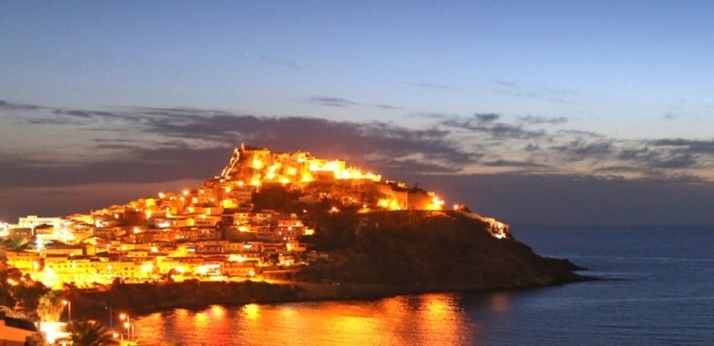 Capodanno CASTELSARDO, cenone incluso, concerto in piazza CAPODANNO in Sardegna